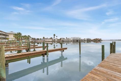 610 Lauderdale 610 Rockport TX 78382