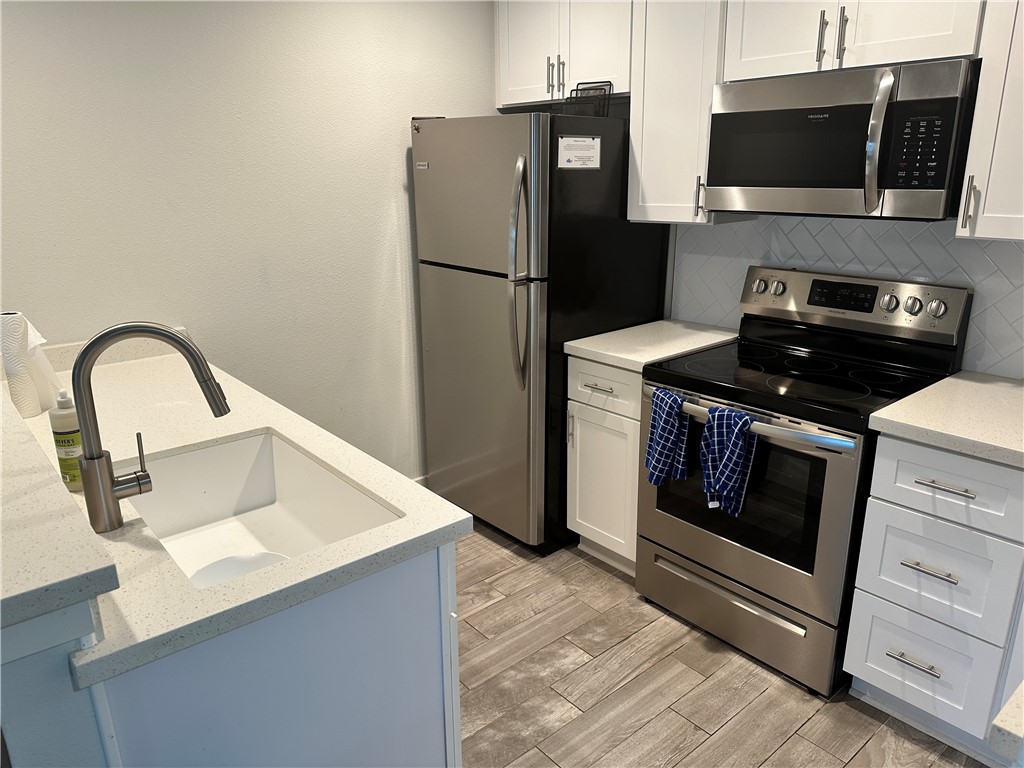 611 Lauderdale Drive 611 Rockport TX 78382