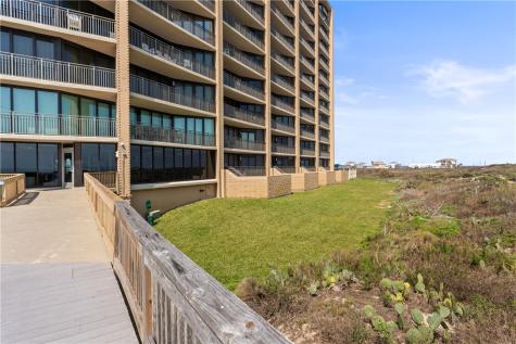 6649 Seacomber Drive 103 Port Aransas TX 78373