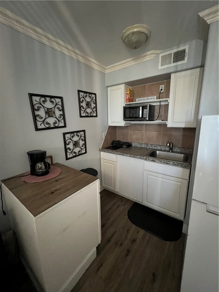 3938 Surfside Boulevard 3210 Corpus Christi TX 78402