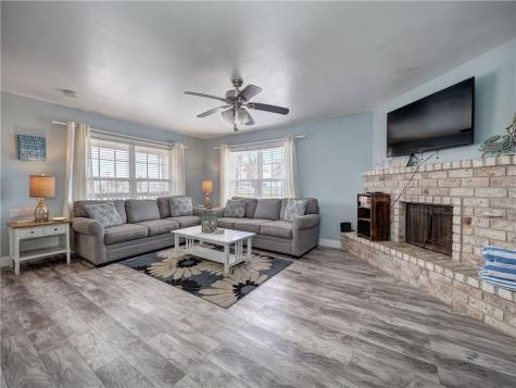 15225 Leeward Drive 8-a Corpus Christi TX 78418