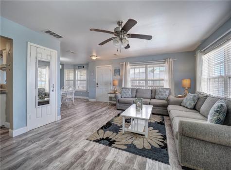 15225 Leeward Drive 8-a Corpus Christi TX 78418