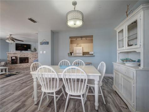 15225 Leeward Drive 8-a Corpus Christi TX 78418