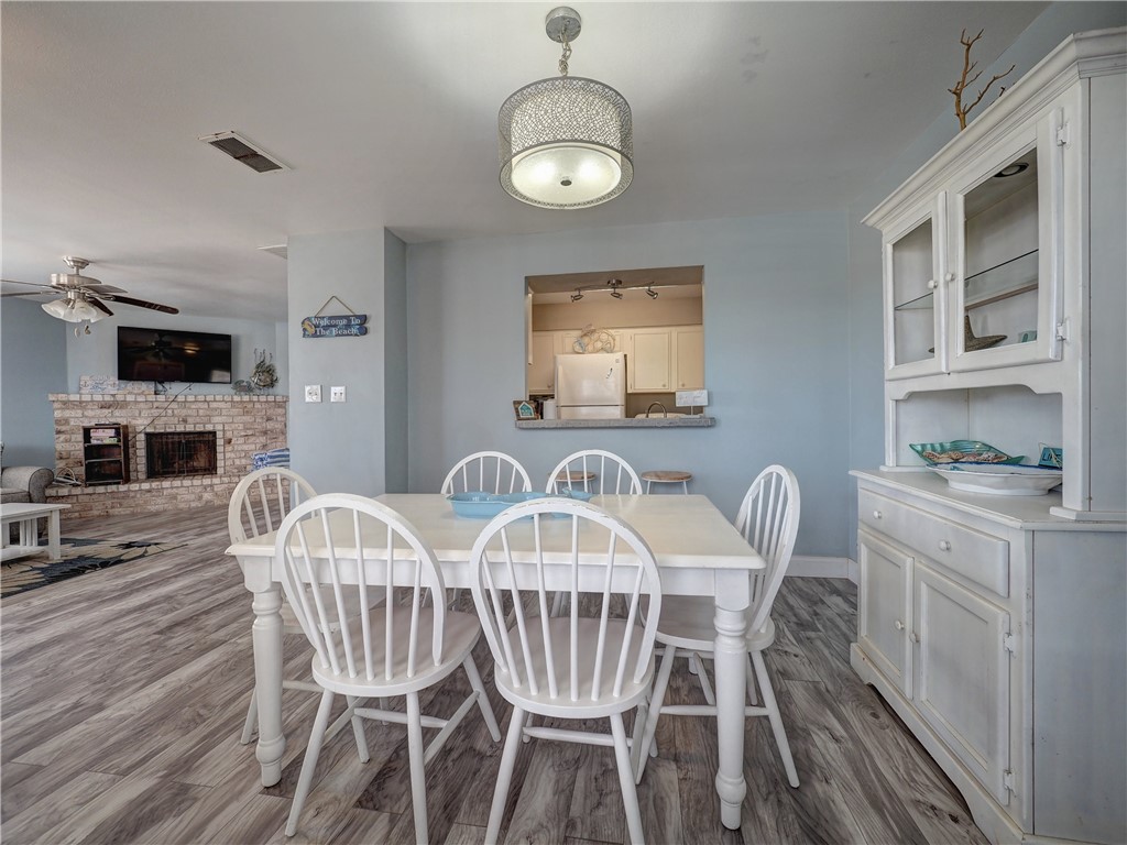 15225 Leeward Drive 8-a Corpus Christi TX 78418