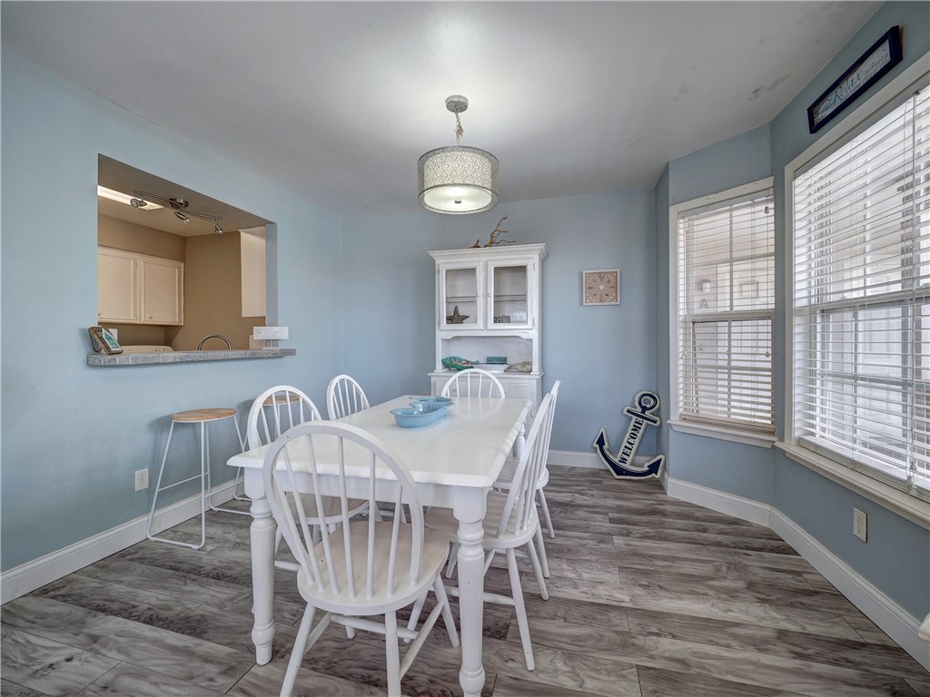 15225 Leeward Drive 8-a Corpus Christi TX 78418
