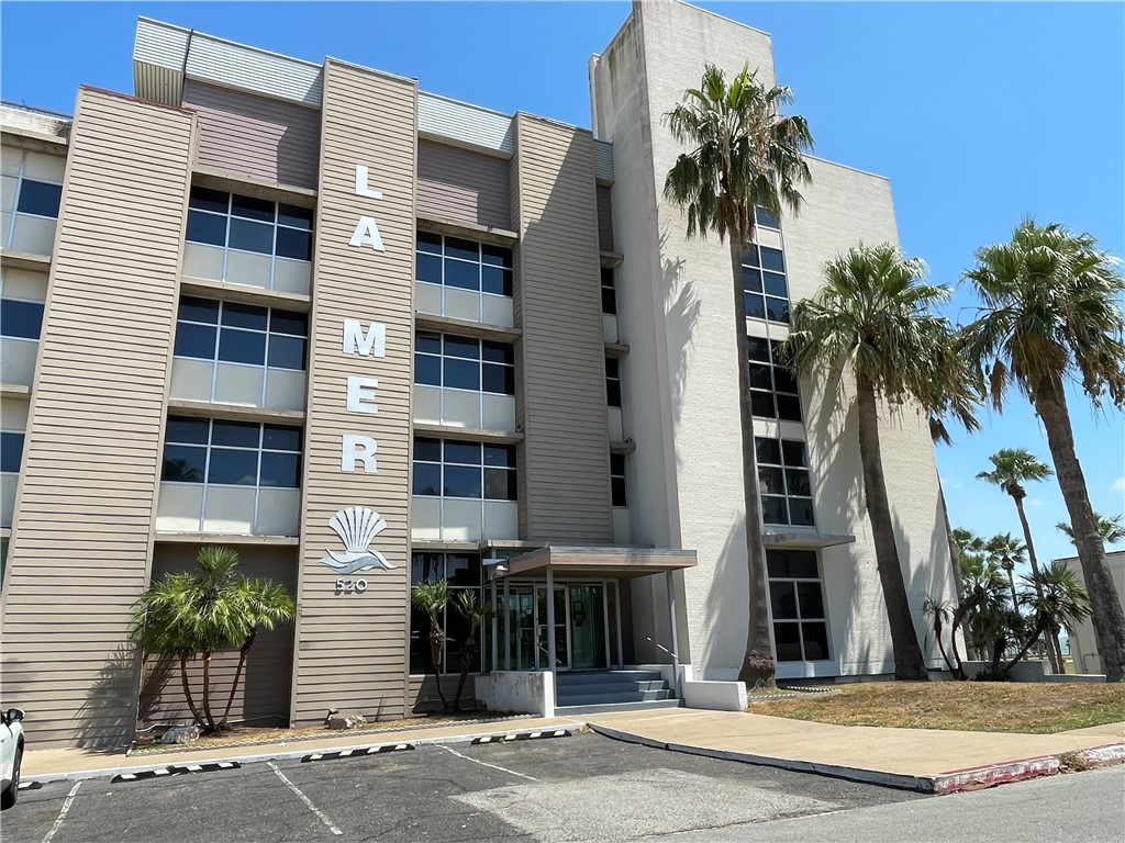 520 S Chaparral Street 402 Corpus Christi TX 78401