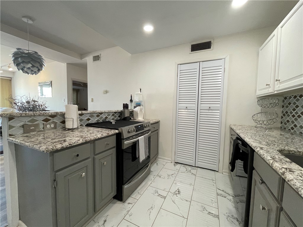 520 S Chaparral Street 402 Corpus Christi TX 78401