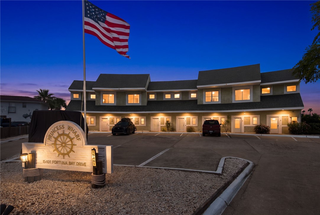 15401 Fortuna Bay Drive 105 Corpus Christi TX 78418
