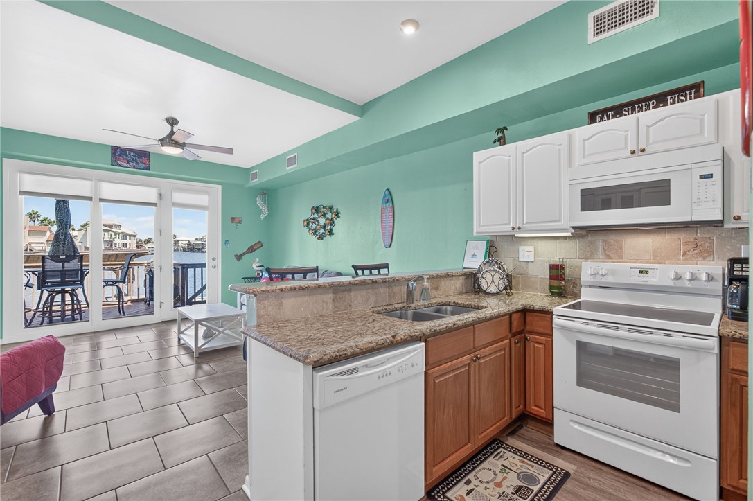 15401 Fortuna Bay Drive 105 Corpus Christi TX 78418