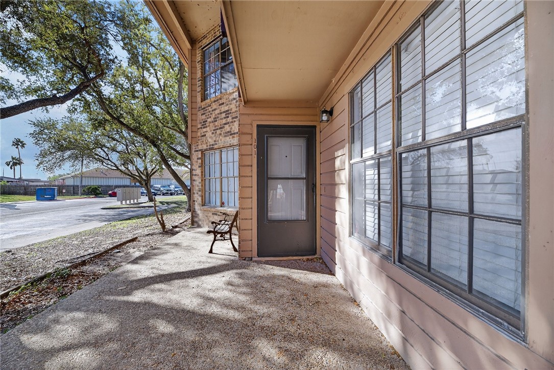7122 Premont Dr D101 Corpus Christi TX 78414