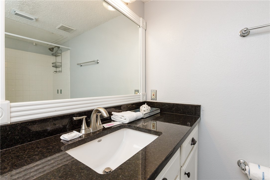 14721 Whitecap Boulevard 327 Corpus Christi TX 78418