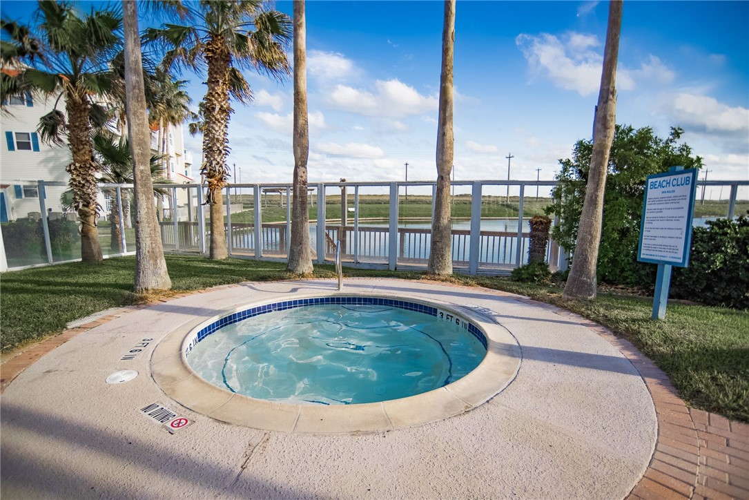 14721 Whitecap Boulevard 327 Corpus Christi TX 78418