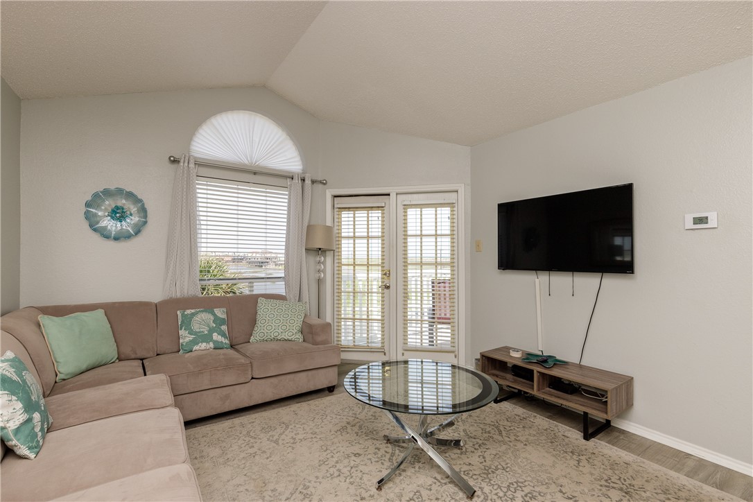 14721 Whitecap Boulevard 327 Corpus Christi TX 78418