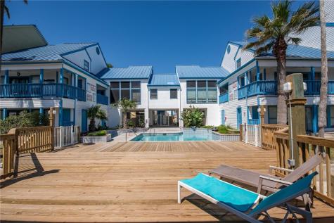 14434 E Cabana Street 305 Corpus Christi TX 78418