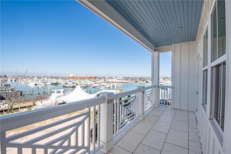 136 W Cotter Avenue 9 Port Aransas TX 78373