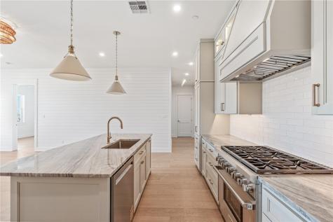 136 W Cotter Avenue 9 Port Aransas TX 78373