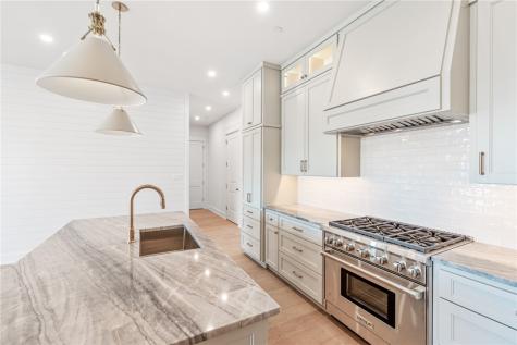 136 W Cotter Avenue 9 Port Aransas TX 78373