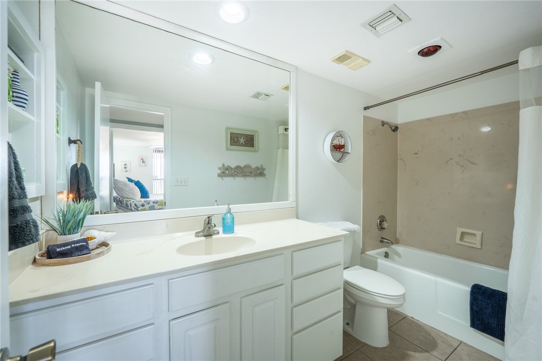 720 Access Road 1-a 312 Port Aransas TX 78373