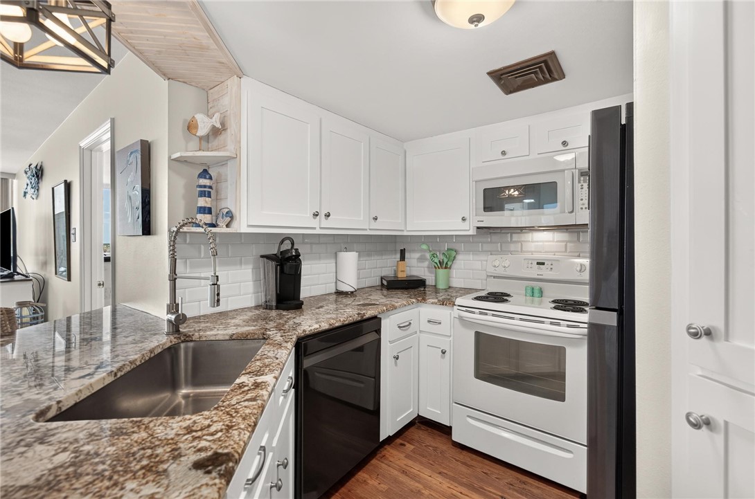 15002 Windward Drive 407 Corpus Christi TX 78418