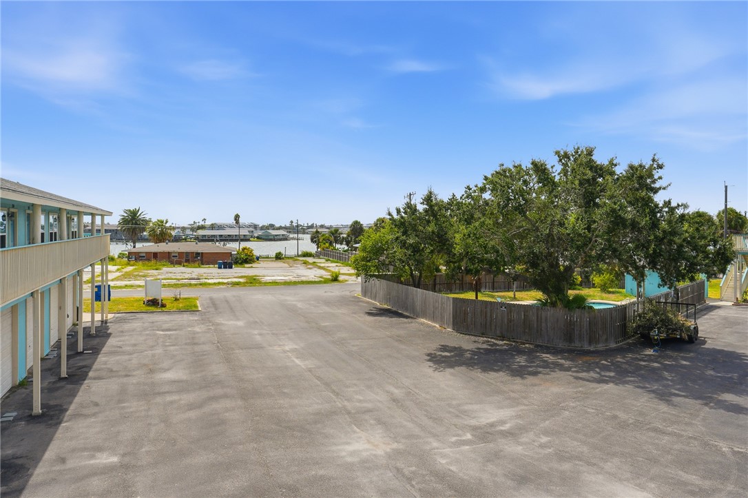 1809 Hillcrest Drive 205 Rockport TX 78382