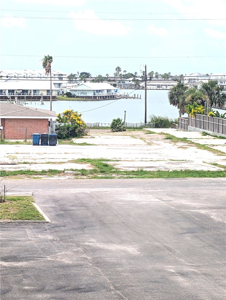 1809 Hillcrest Drive 205 Rockport TX 78382