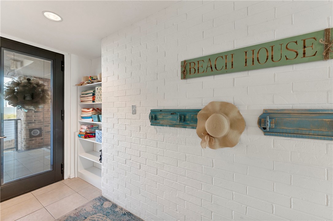 720 Access Road 1-a 107 Port Aransas TX 78373