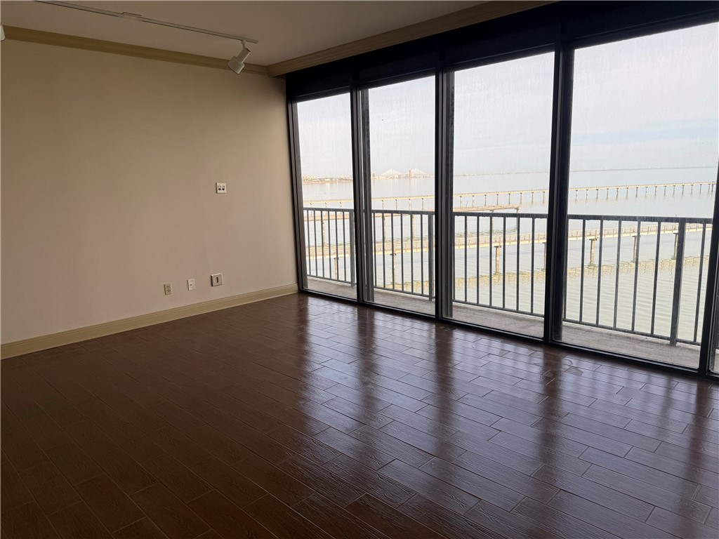4350 Ocean Drive 202 Corpus Christi TX 78412