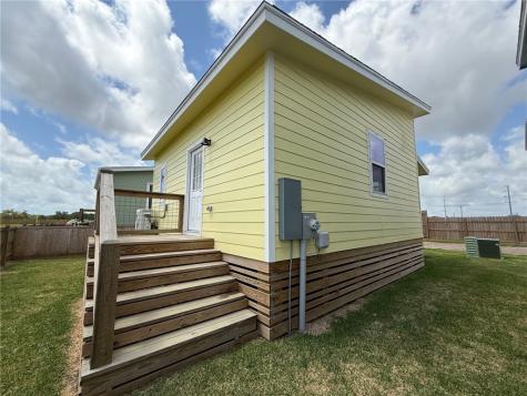 2351 W Market Street 4 Rockport TX 78382