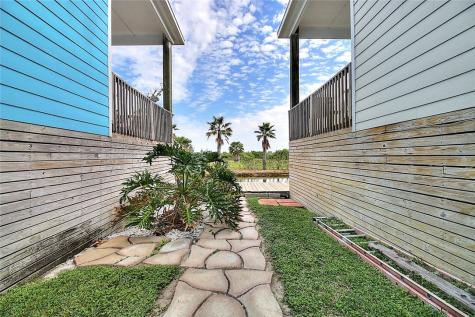 304 W Avenue F 11 Port Aransas TX 78373