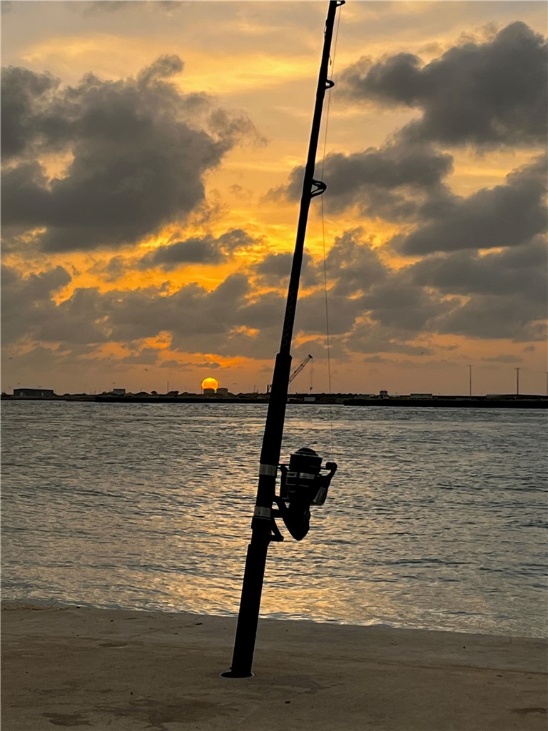230 Cut Off 217 Port Aransas TX 78373