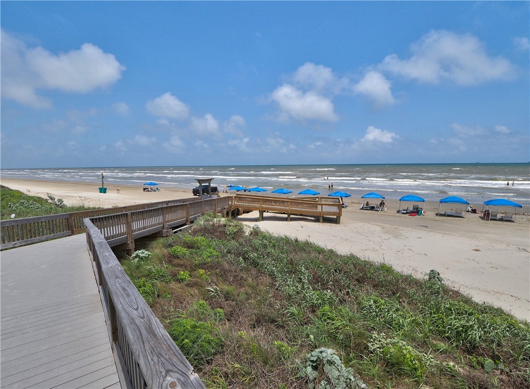 6649 Seacomber Drive 408 Port Aransas TX 78373