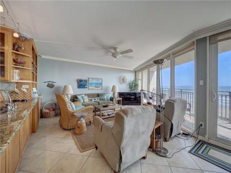 6649 Seacomber Drive 408 Port Aransas TX 78373