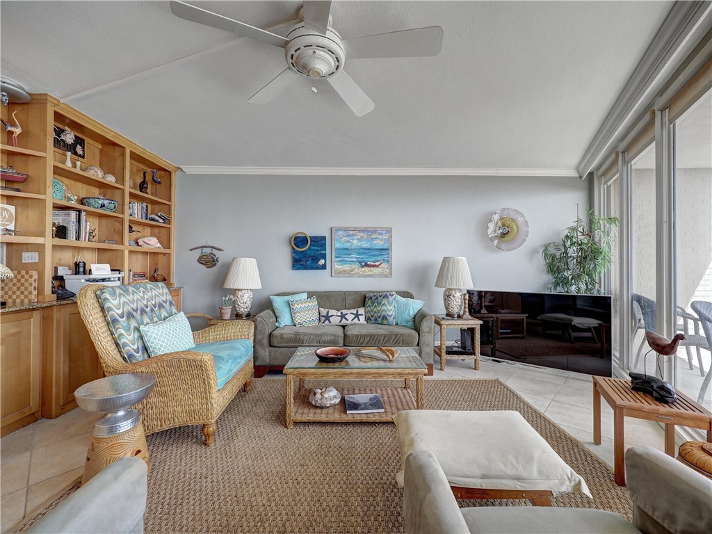 6649 Seacomber Drive 408 Port Aransas TX 78373