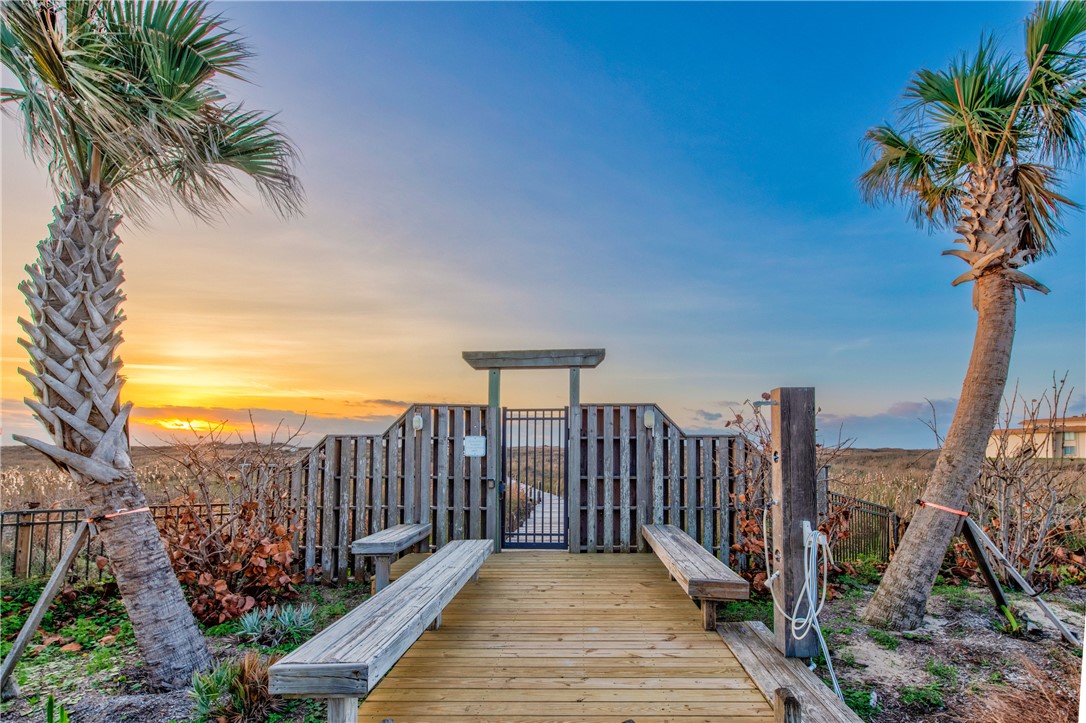 1319 S 11th Street 201 Port Aransas TX 78373
