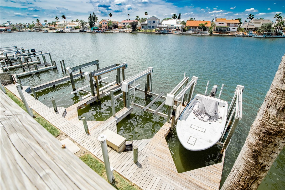15425 Fortuna Bay Drive 203 Corpus Christi TX 78418
