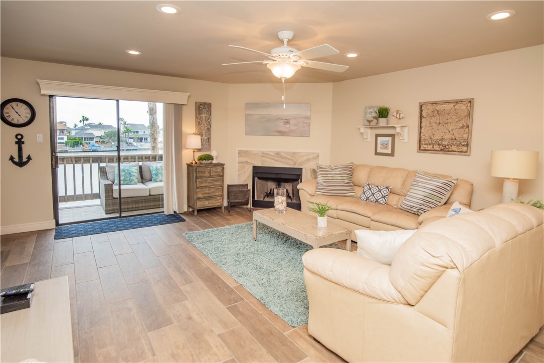 15425 Fortuna Bay Drive 203 Corpus Christi TX 78418