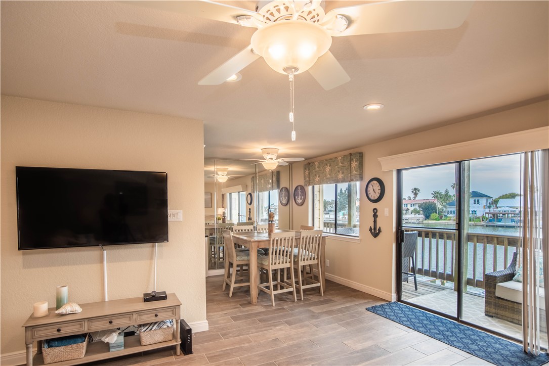 15425 Fortuna Bay Drive 203 Corpus Christi TX 78418