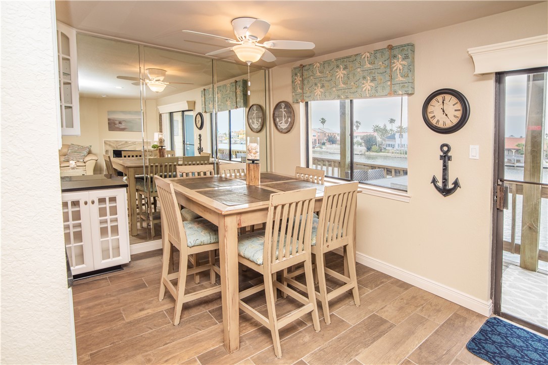 15425 Fortuna Bay Drive 203 Corpus Christi TX 78418