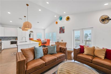 901 Ninth Street 13 Port Aransas TX 78373