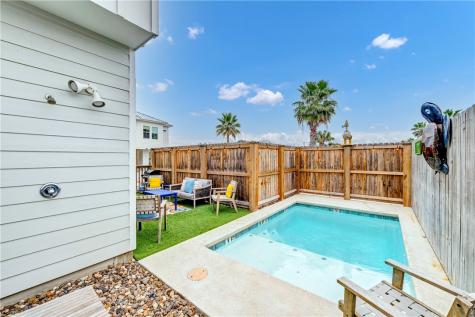 901 Ninth Street 13 Port Aransas TX 78373