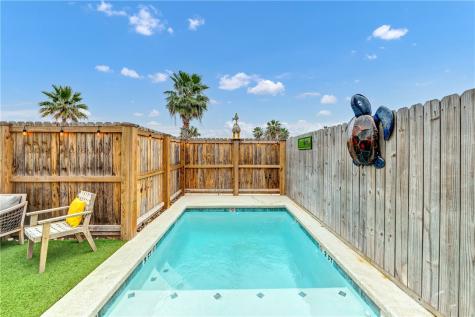 901 Ninth Street 13 Port Aransas TX 78373