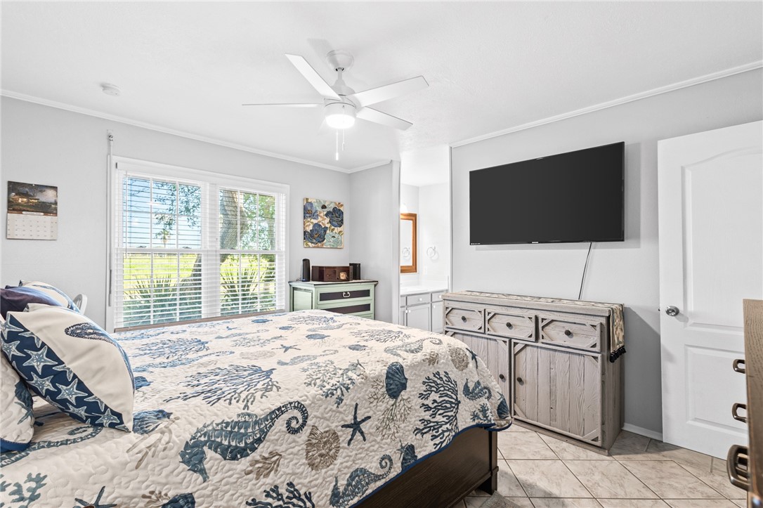 1011 Ennis Joslin 124 Corpus Christi TX 78412