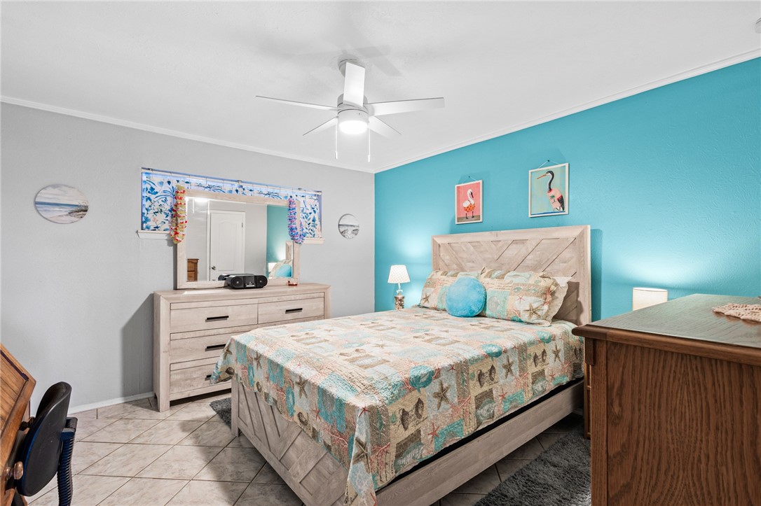 1011 Ennis Joslin 124 Corpus Christi TX 78412