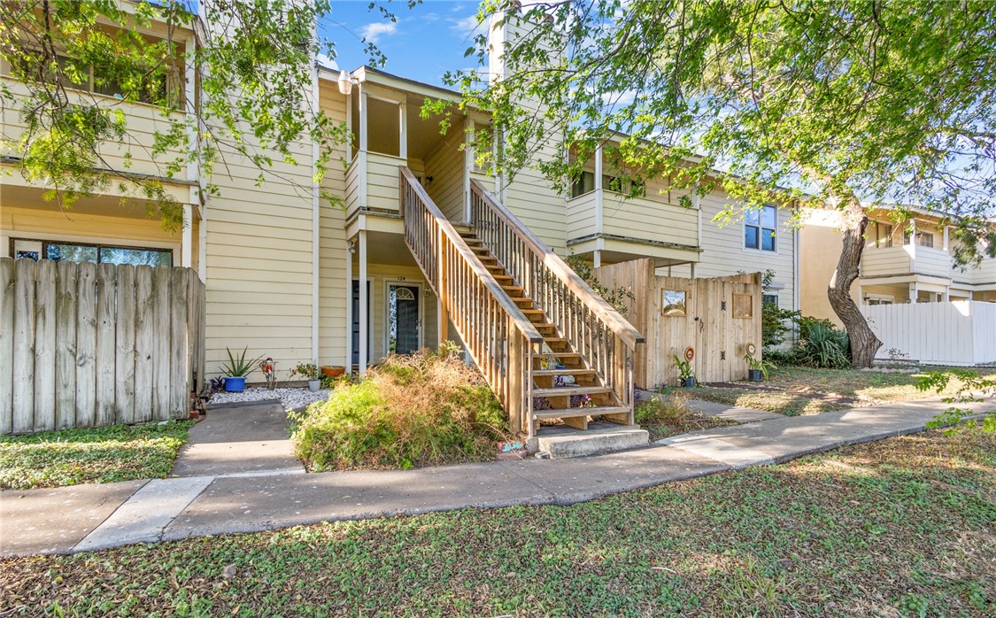 1011 Ennis Joslin 124 Corpus Christi TX 78412
