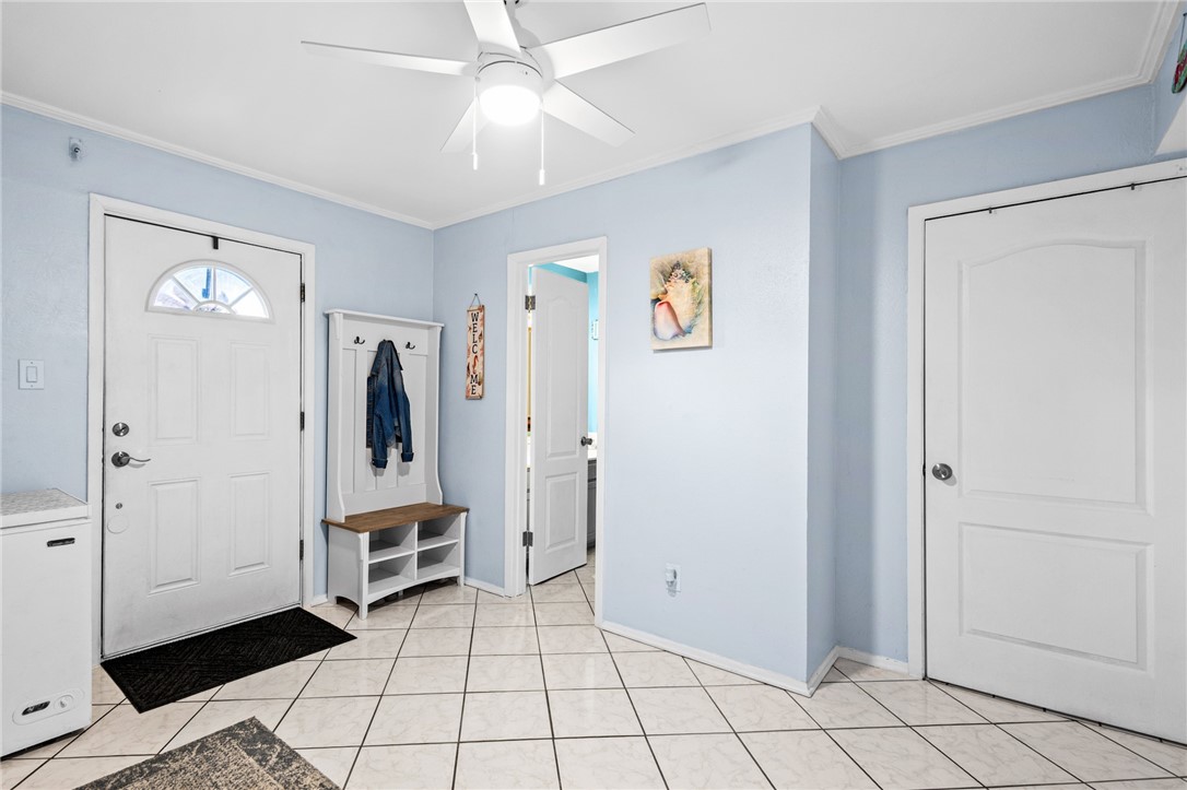 1011 Ennis Joslin 124 Corpus Christi TX 78412