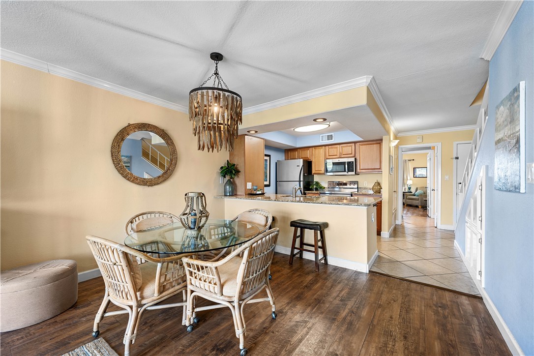 2292 N Fulton Beach 502 Rockport TX 78382