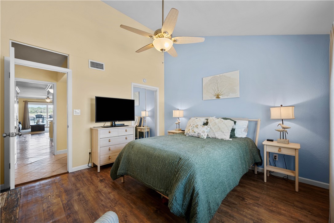 2292 N Fulton Beach 502 Rockport TX 78382