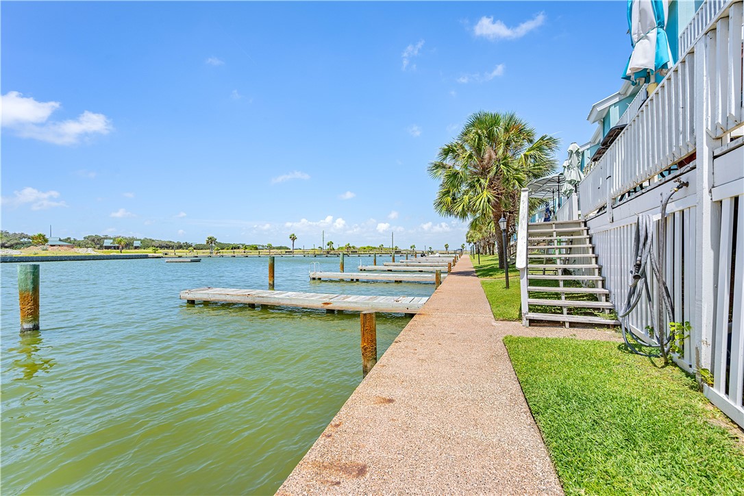 2292 N Fulton Beach 502 Rockport TX 78382