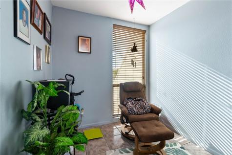 3402 Ocean Drive 5 Corpus Christi TX 78411