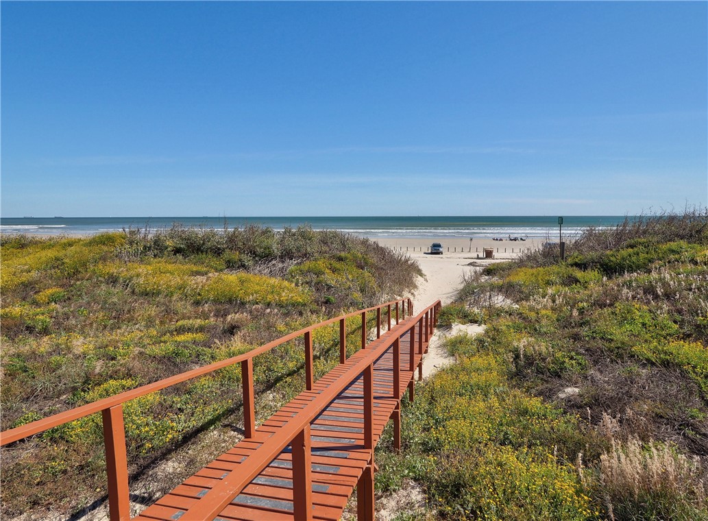 700 Island Retreat 48 Port Aransas TX 78373